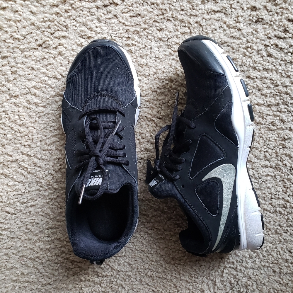 Nike Training In Season TR2 Sneaker Shoes - Picture 2 of 8